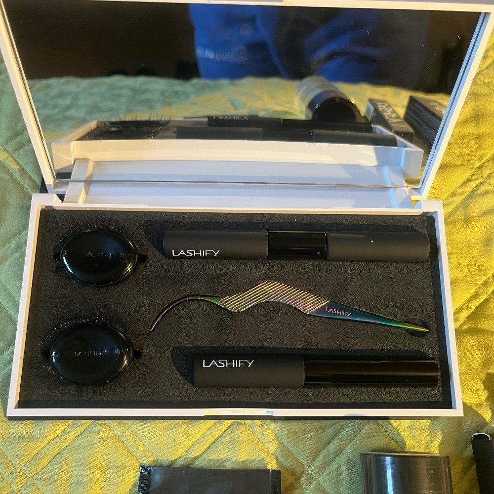 BRAND NEW Lashify Control Kit and Products